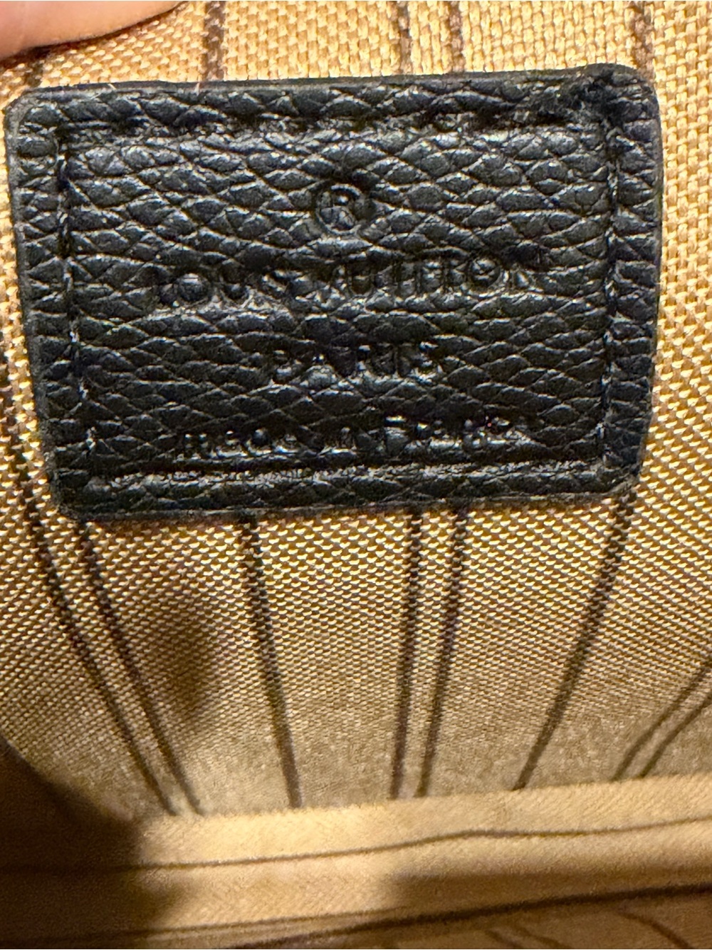 LV black crossbody - Picture 7 of 7